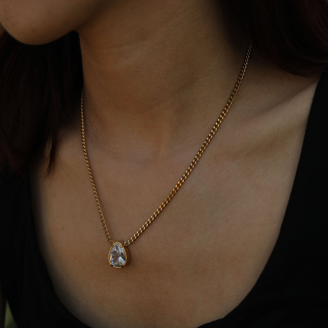 Collar De Cristal En Forma De Gota