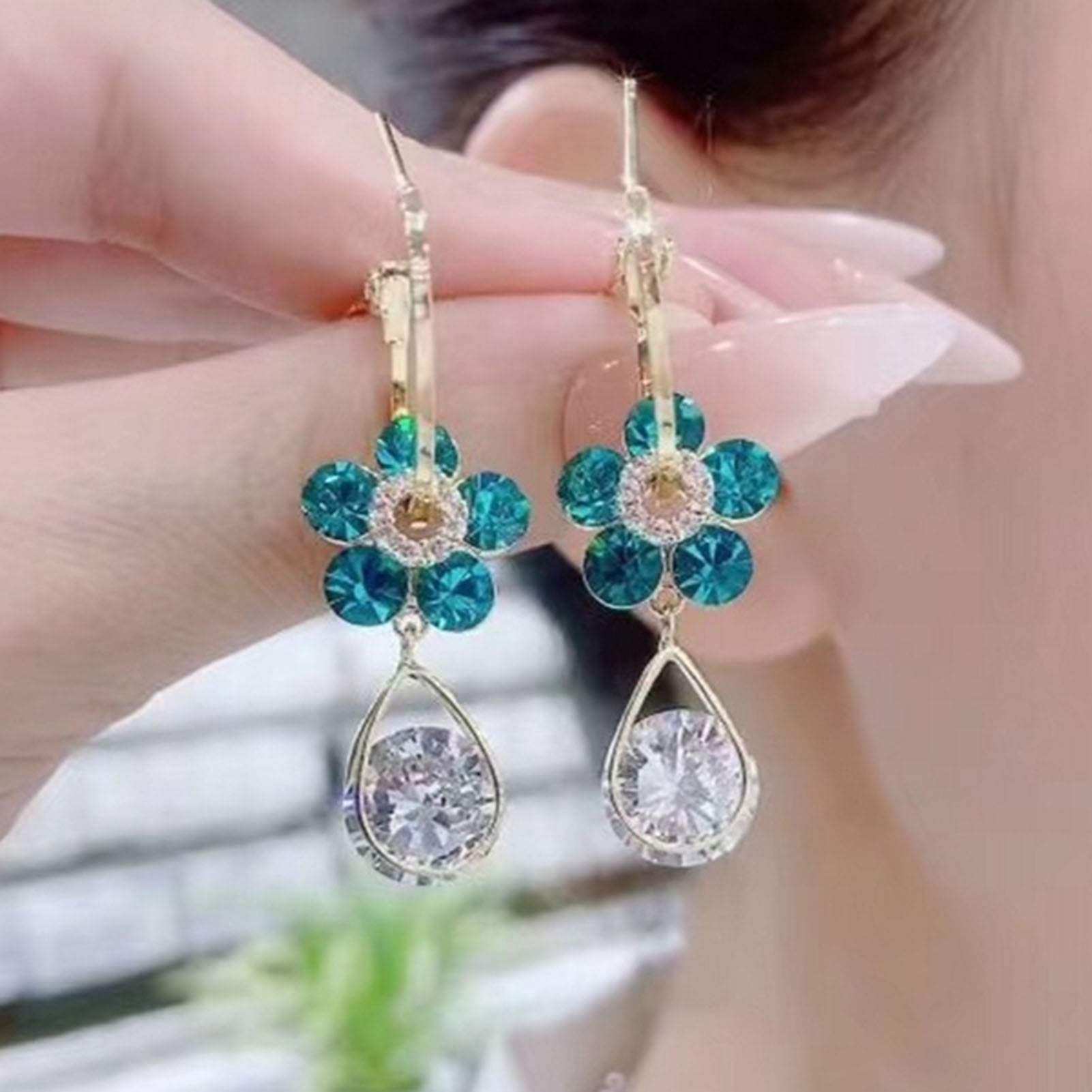Pendientes Góticos de Flor de Cristal
