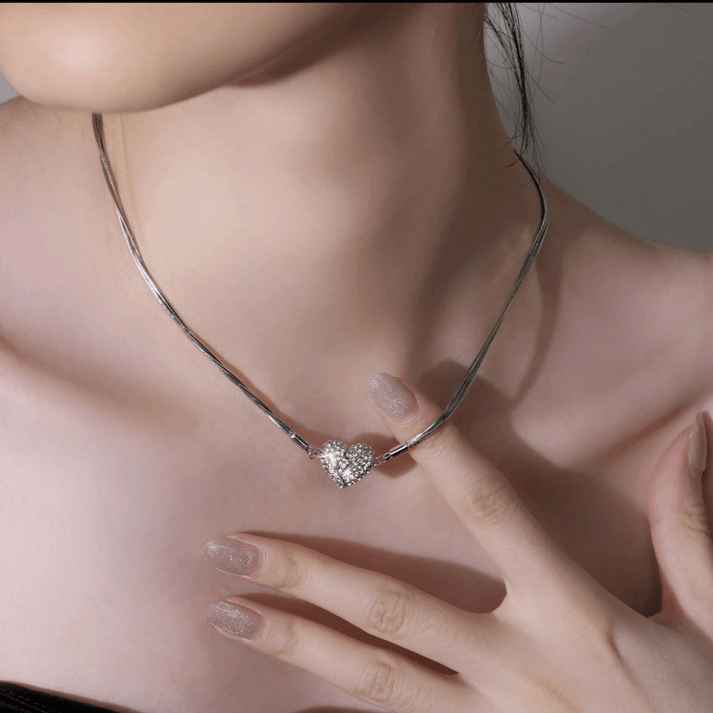 Collar Magnético Corazón de Circonio